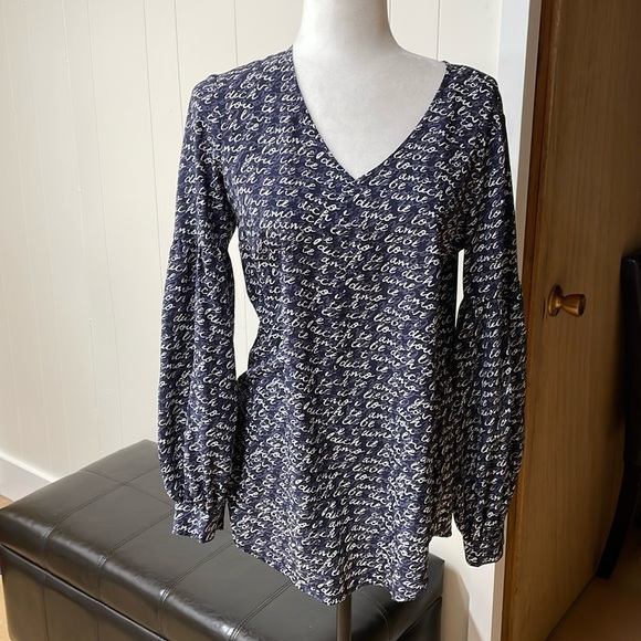 CABI top - Picture 1 of 11